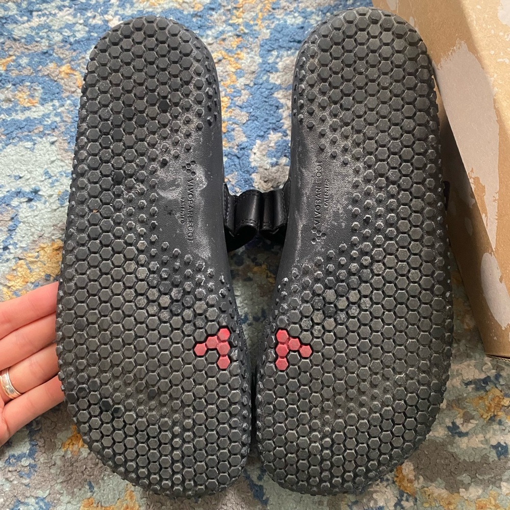 Vivobarefoot Wyn Mary Janes (6.5 womens) - Picture 3 of 6